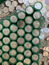 Load image into Gallery viewer, VINTAGE GREEN BANK ROLL WITH A BU SILVER DIME SHOWING
