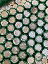 Load image into Gallery viewer, VINTAGE GREEN BANK ROLL WITH A BU SILVER DIME SHOWING
