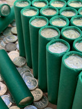 Load image into Gallery viewer, VINTAGE GREEN BANK ROLL WITH A BU SILVER DIME SHOWING
